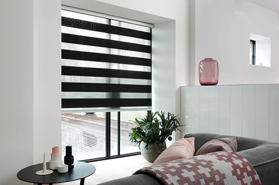 Duorolgordijn met dag en nacht functie